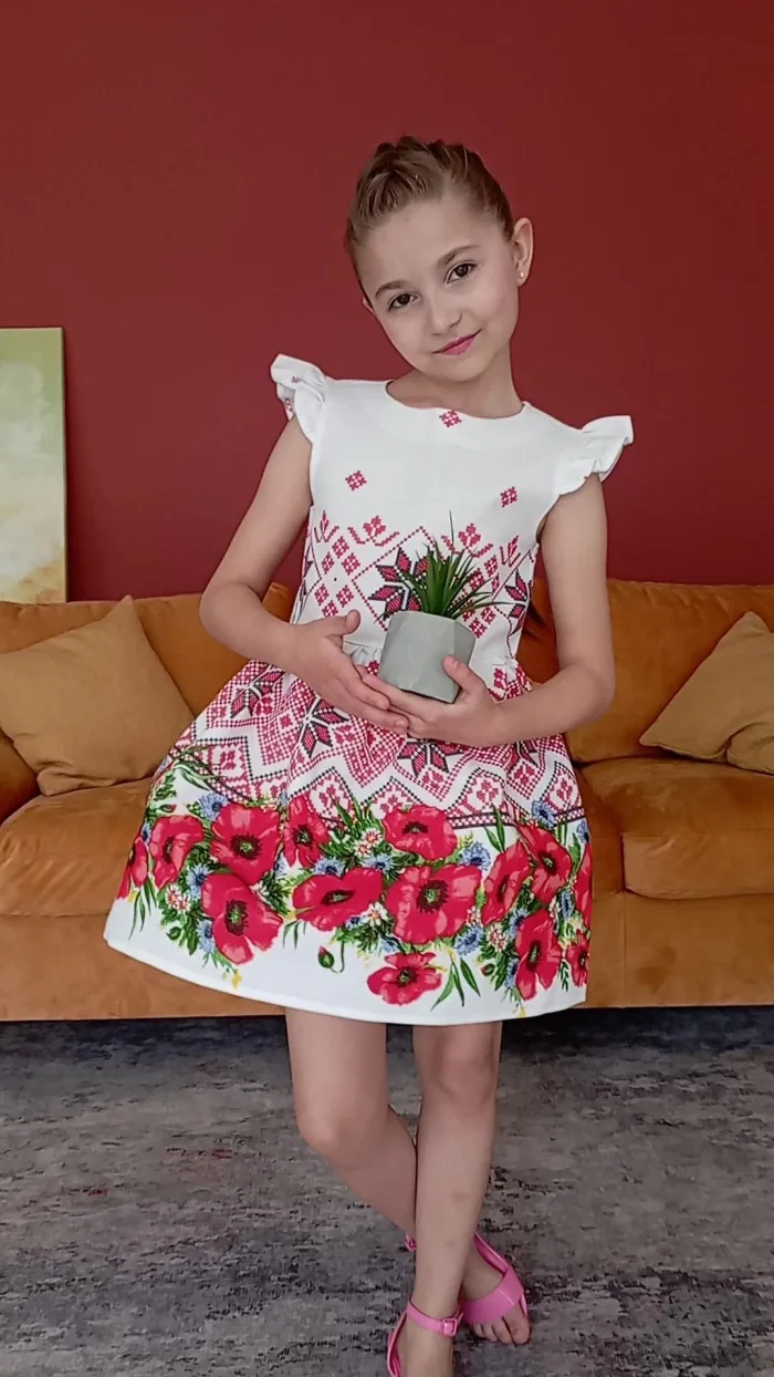 Сукня Ластівка 23_2000 104 Молочний\маки